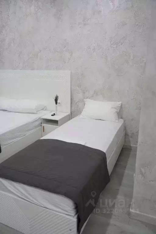 1-к кв. Краснодарский край, Геленджик Магилат мкр, ул. Светлая, 18 ... - Фото 1