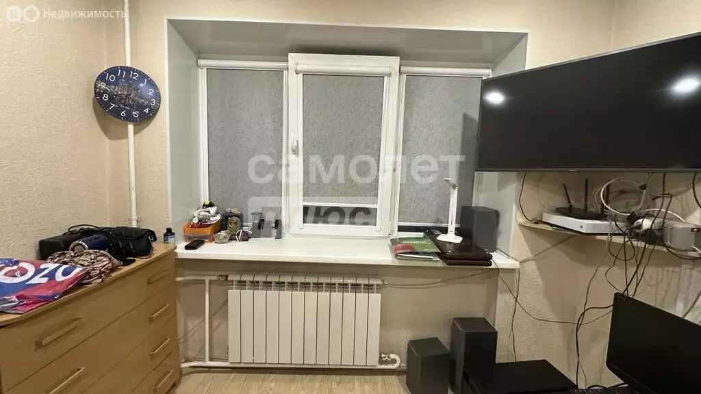 2-комнатная квартира: Златоуст, проспект имени Ю.А. Гагарина, 5-я ... - Фото 2