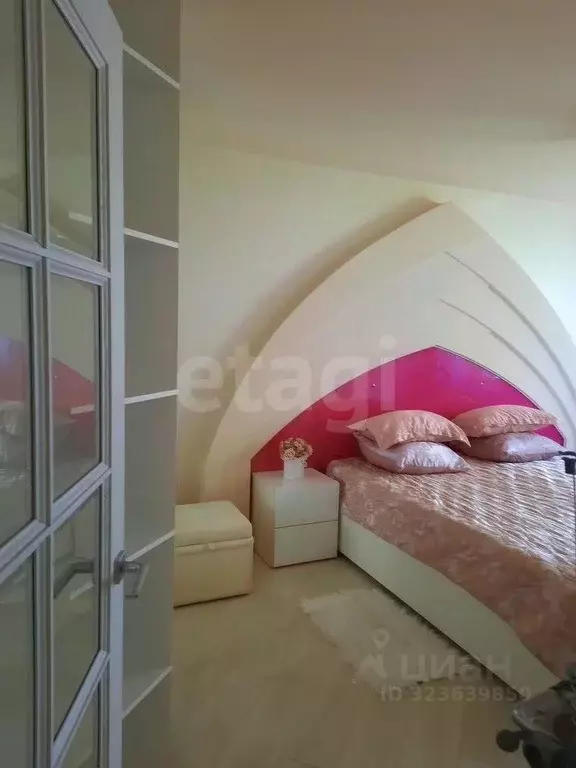 3-к кв. Новосибирская область, Новосибирск Академгородок мкр, ул. ... - Фото 1