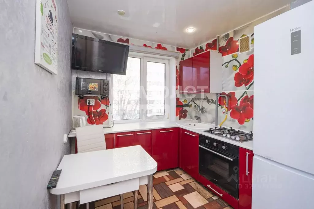 3-к кв. Пермский край, Пермь ул. Архитектора Свиязева, 34 (47.0 м) - Фото 1