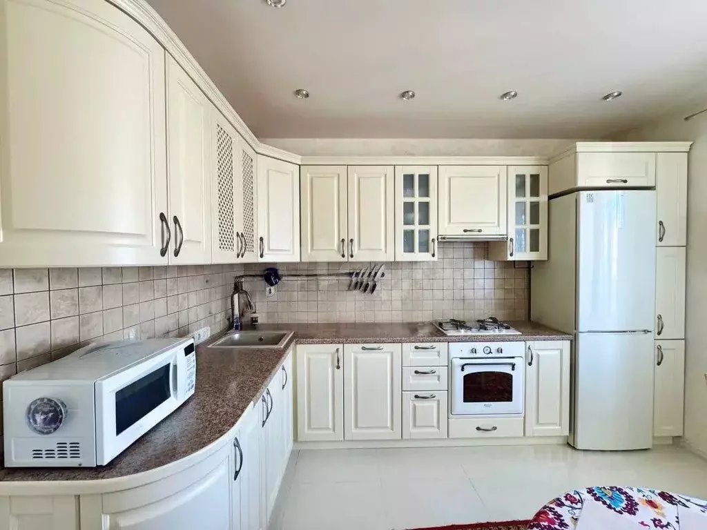 2-к кв. Мордовия, Саранск ул. Девятаева, 3 (58.5 м) - Фото 1