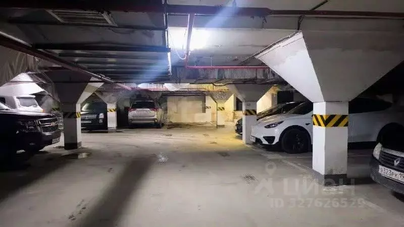 Гараж в Ханты-Мансийский АО, Ханты-Мансийск ул. Энгельса, 3 (29 м) - Фото 1