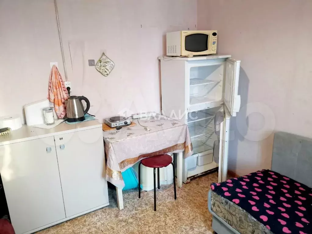 Комната 11 м в 8-к., 4/9 эт. - Фото 1