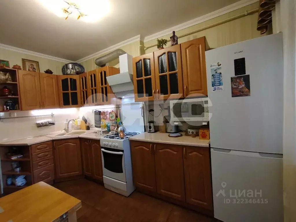 3-к кв. Краснодарский край, Горячий Ключ ул. Кириченко, 17к3 (72.0 м) - Фото 1