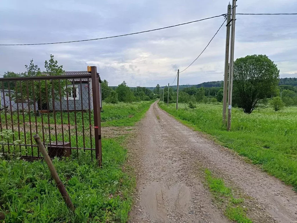 Участок в Московская область, Сергиево-Посадский городской округ, д. ... - Фото 1