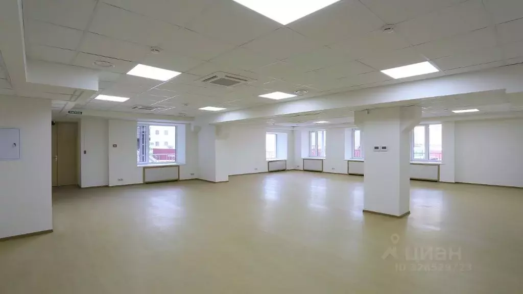 Торговая площадь в Санкт-Петербург Московский просп., 60/129 (106 м) - Фото 1