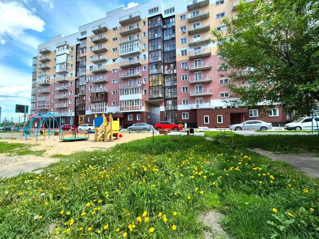 4-к кв. Омская область, Омск ул. 3-я Енисейская, 32 (96.0 м) - Фото 0