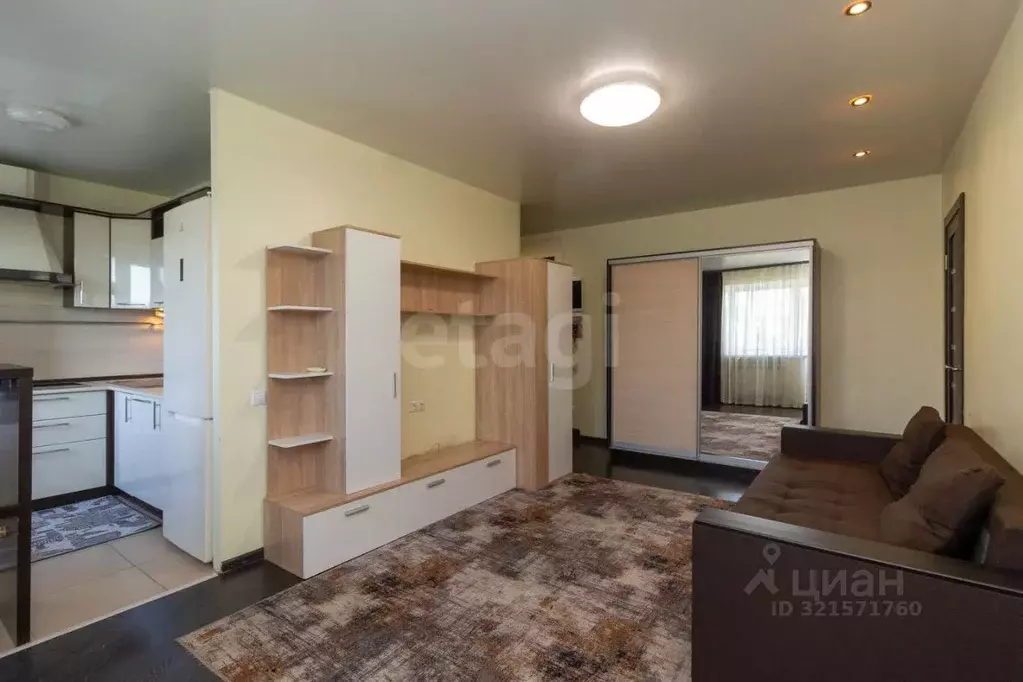 2-к кв. Красноярский край, Красноярск ул. Крупской, 10 (41.8 м) - Фото 1