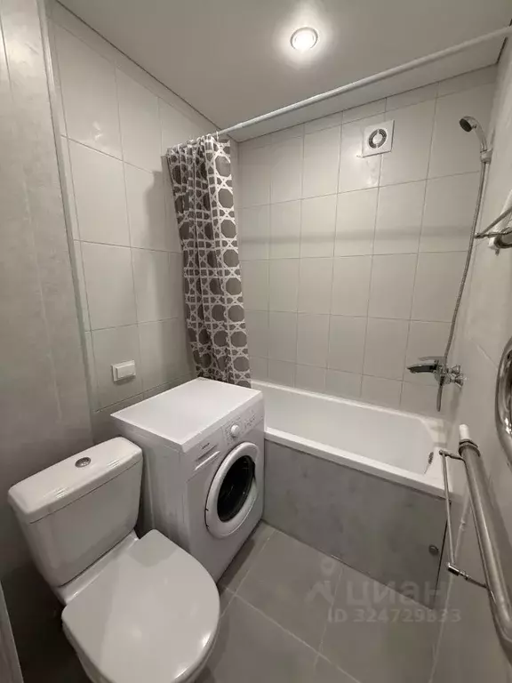 1-к кв. Башкортостан, Уфа просп. Октября, 142/4 (36.0 м) - Фото 1