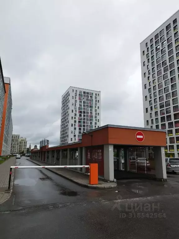 Гараж в Санкт-Петербург ул. Парфеновская, 9к2 (30 м) - Фото 1