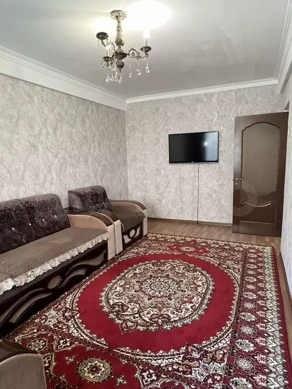 2-к. квартира, 80 м, 2/10 эт. - Фото 1