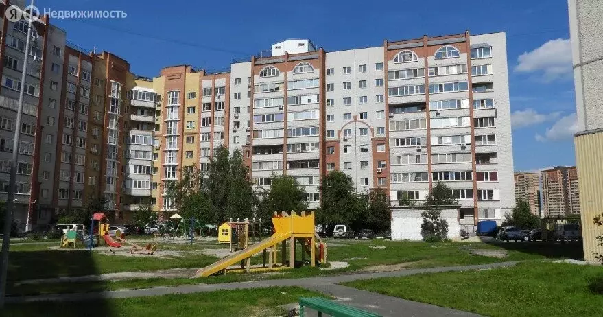 4-комнатная квартира: Тюмень, микрорайон Мыс, улица Малиновского, 6 ... - Фото 1