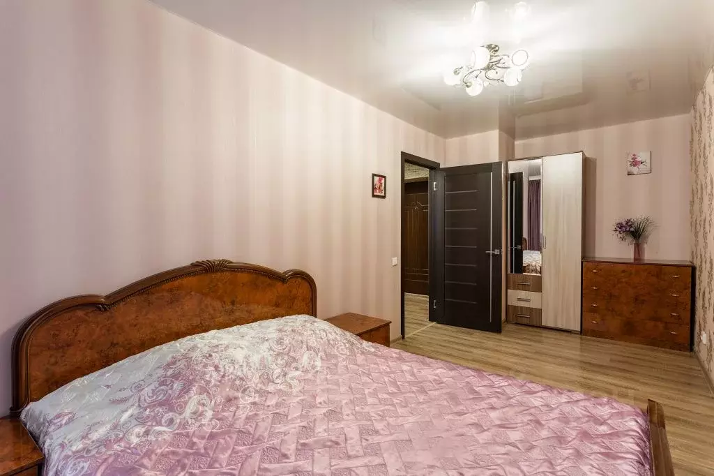 2-к кв. Нижегородская область, Дзержинск Октябрьская ул., 46 (50.0 м) - Фото 1