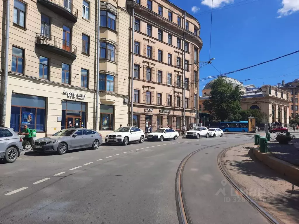 Торговая площадь в Санкт-Петербург Старо-Петергофский просп., 43-45Б ... - Фото 1