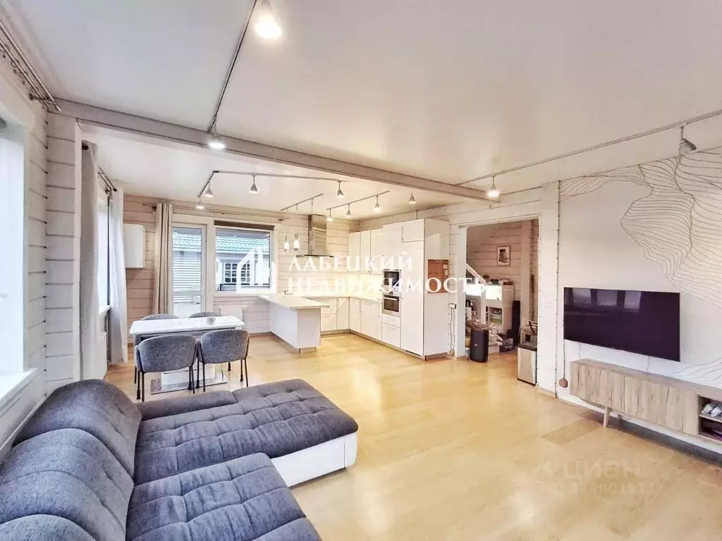 Дом в Санкт-Петербург, Санкт-Петербург, Пушкин ул. Восточная, 53 (168 ... - Фото 1