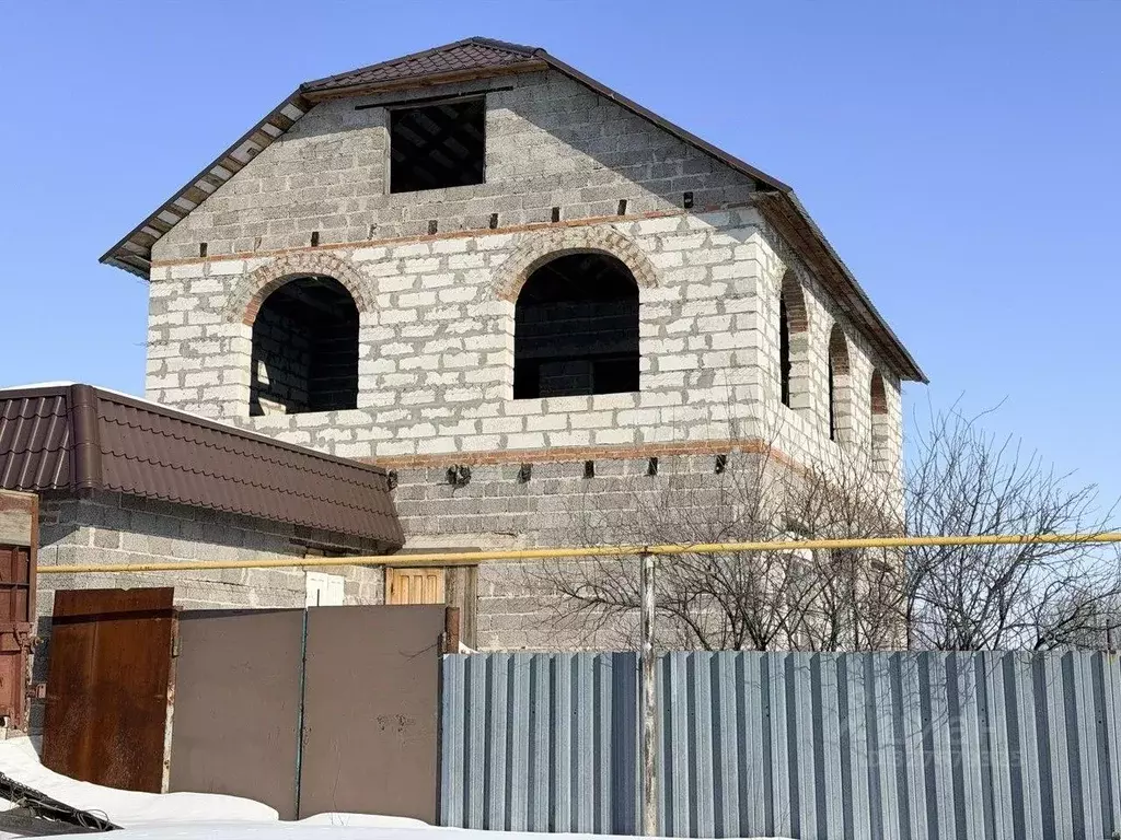 Дом в Оренбургская область, Соль-Илецк Сорокинская ул., 55 (188 м) - Фото 1