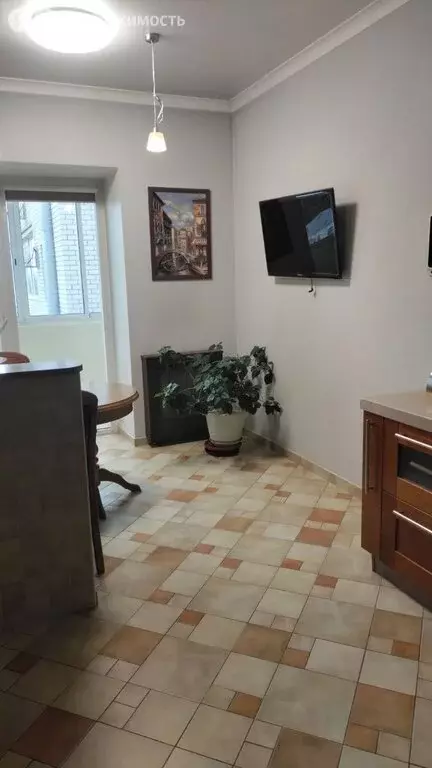 3-комнатная квартира: Тольятти, Ленинградская улица, 43 (90 м) - Фото 0