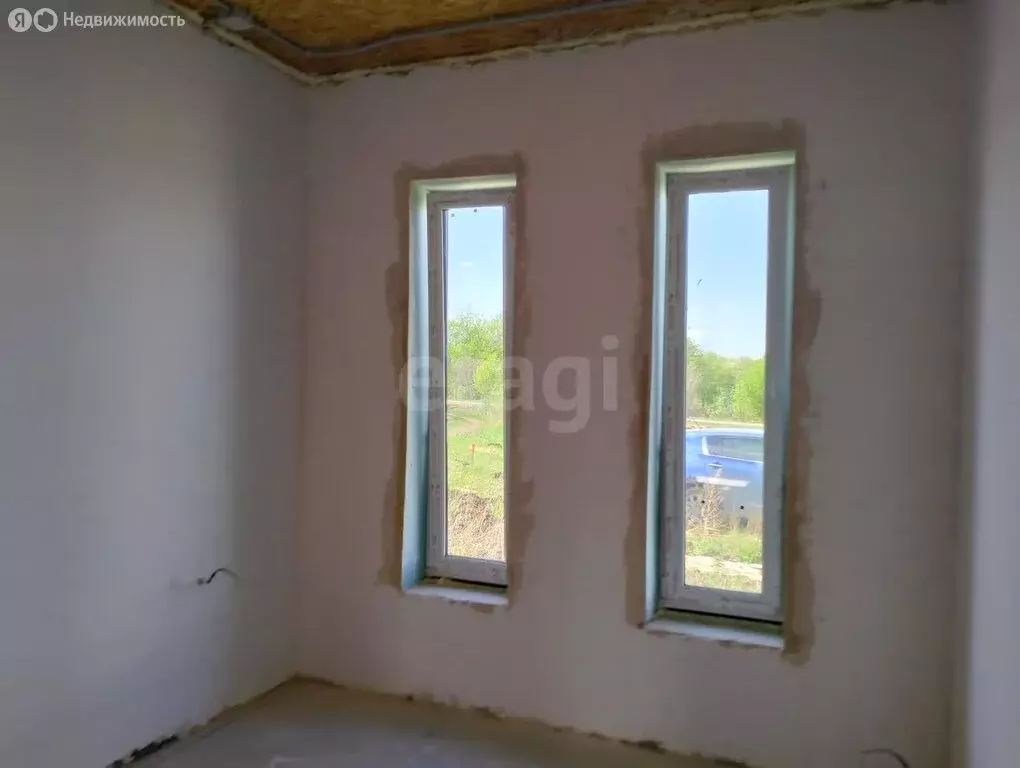 Дом в село Усть-Курдюм, Николаевская улица (120 м) - Фото 1