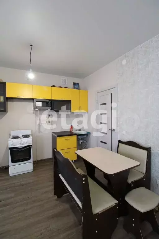 2-к. квартира, 60 м, 6/15 эт. - Фото 1