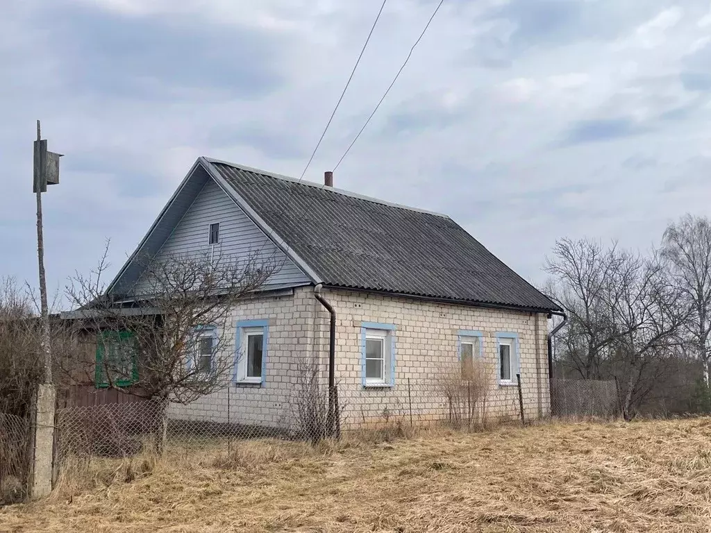 Дом в Псковская область, Опочецкий муниципальный округ, д. Ляпуны 3 ... - Фото 1