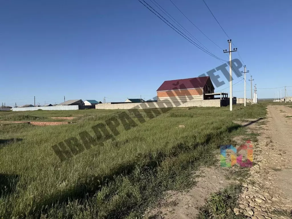 Участок в Калмыкия, Целинный район, с. Троицкое ул. Лермонтова (12.0 ... - Фото 2