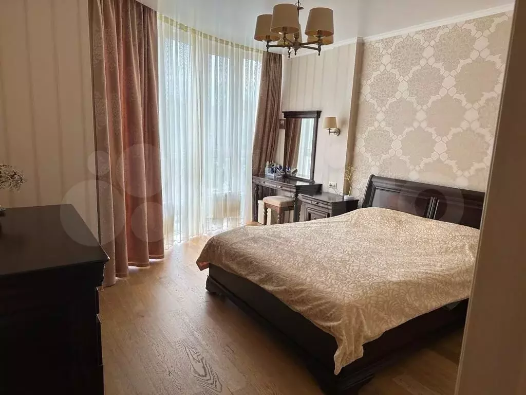 3-к. квартира, 104 м, 6/9 эт. - Фото 0