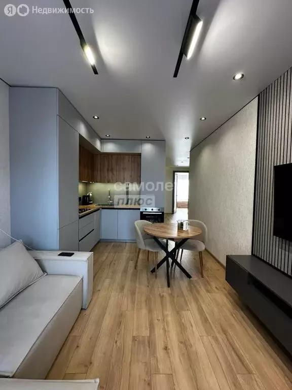 2-комнатная квартира: Астрахань, Автомобильная улица, 8 (64.4 м) - Фото 2