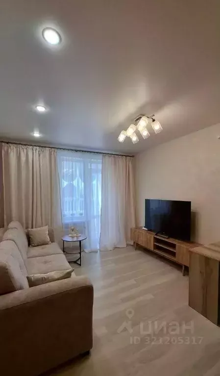 2-к кв. Свердловская область, Екатеринбург ул. Печатников, 3 (40.0 м) - Фото 0