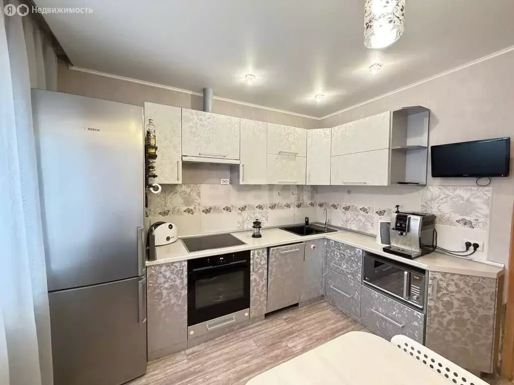 3-комнатная квартира: Миасс, квартал МЖК, 3 (62.8 м) - Фото 2