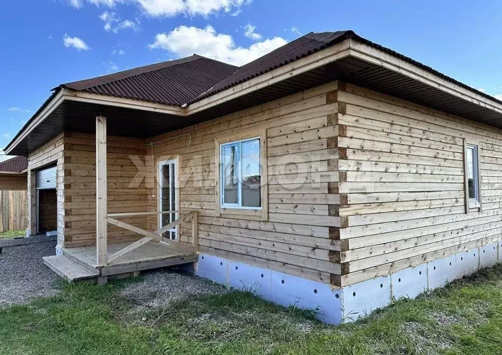 Дом в Хакасия, Усть-Абаканский район, с. Калинино ул. Славянская, 8 ... - Фото 1