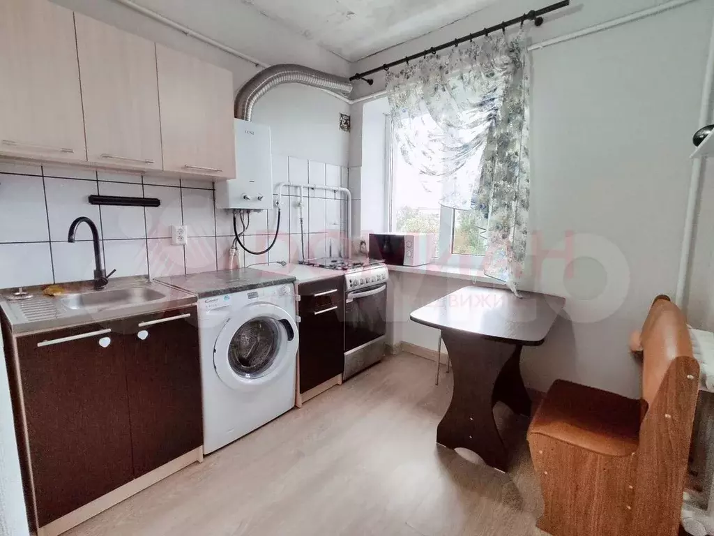 1-к. квартира, 30 м, 5/5 эт. - Фото 0