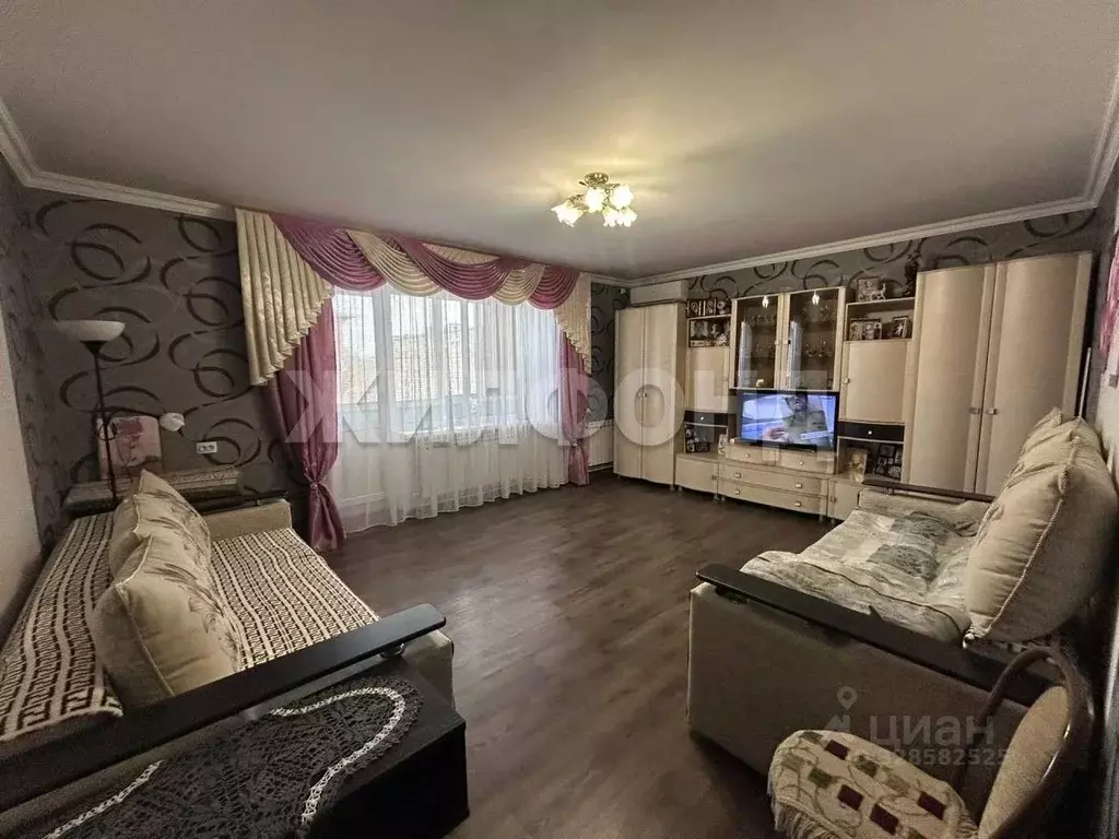 1-к кв. Ростовская область, Шахты ул. Калинина, 33Б (43.3 м) - Фото 1