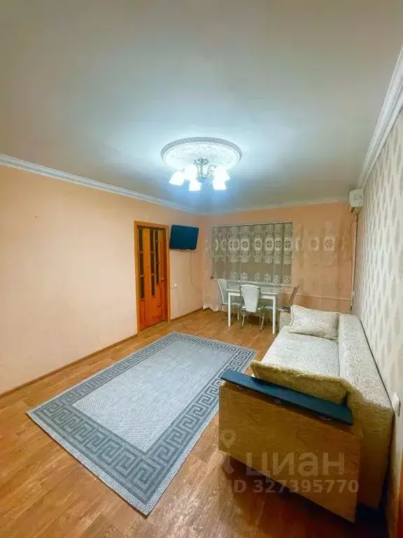 2-к кв. Краснодарский край, Армавир ул. Советской Армии, 287 (48.0 м) - Фото 1