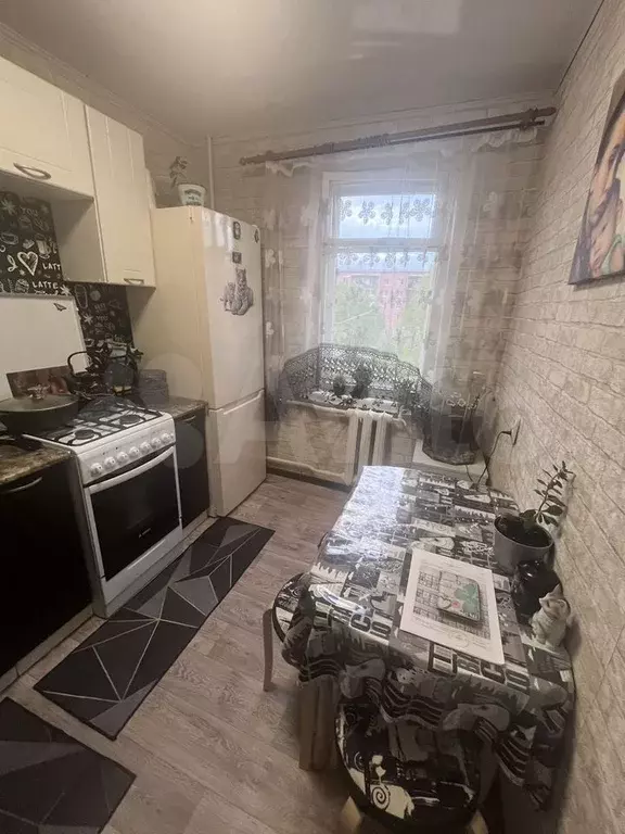 3-к. квартира, 56 м, 3/5 эт. - Фото 0