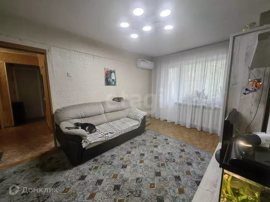 Продаётся 4-к квартира, 58.4 м - Фото 1