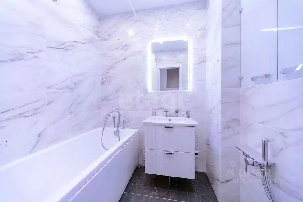 3-к кв. Пермский край, Пермь ул. Емельяна Ярославского, 60 (50.0 м) - Фото 1