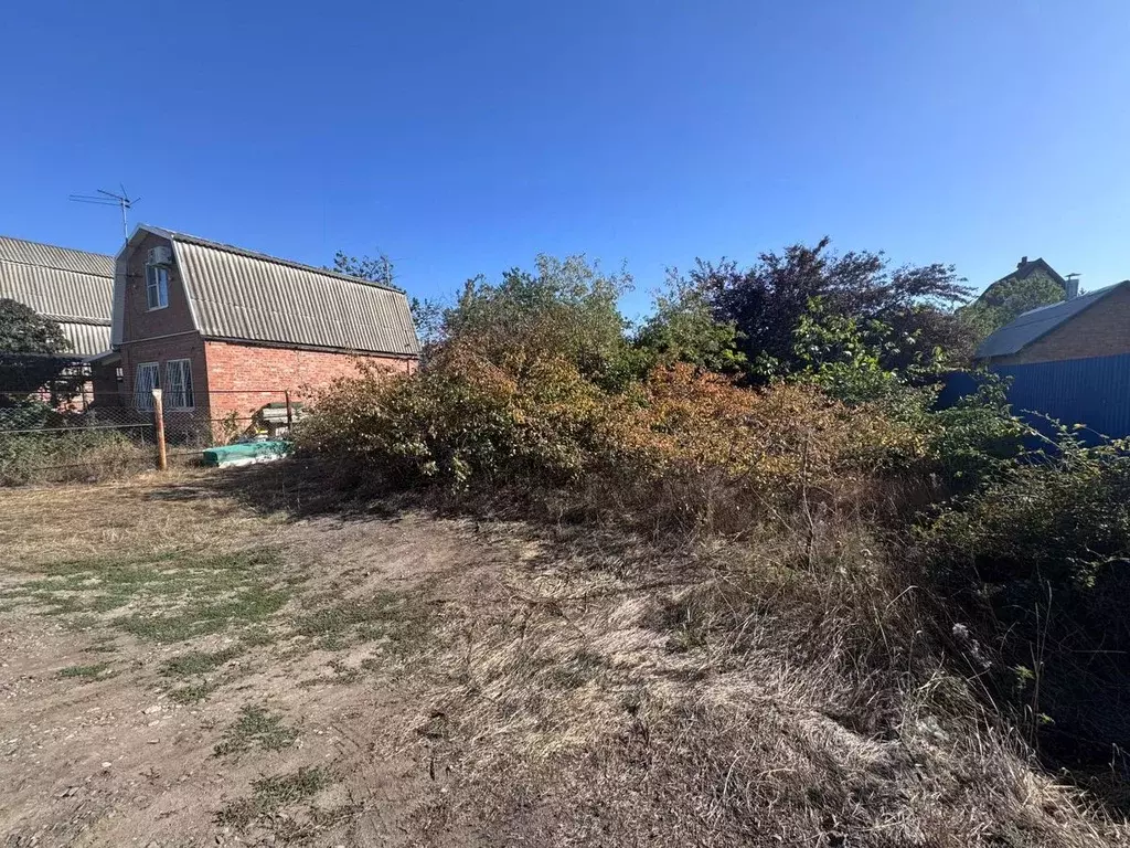 Участок в Ростовская область, Батайск Труд ДНТ, 17-я линия (6.1 сот.) - Фото 2