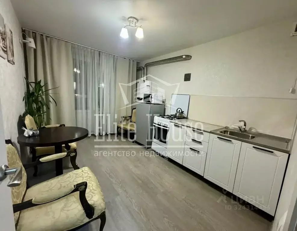 3-к кв. Калужская область, Калуга ул. Карла Либкнехта, 17 (58.4 м) - Фото 1