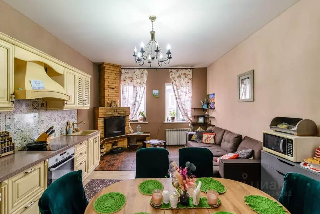 Дом в Томская область, Томск Урожайный пер., 6 (180 м) - Фото 0