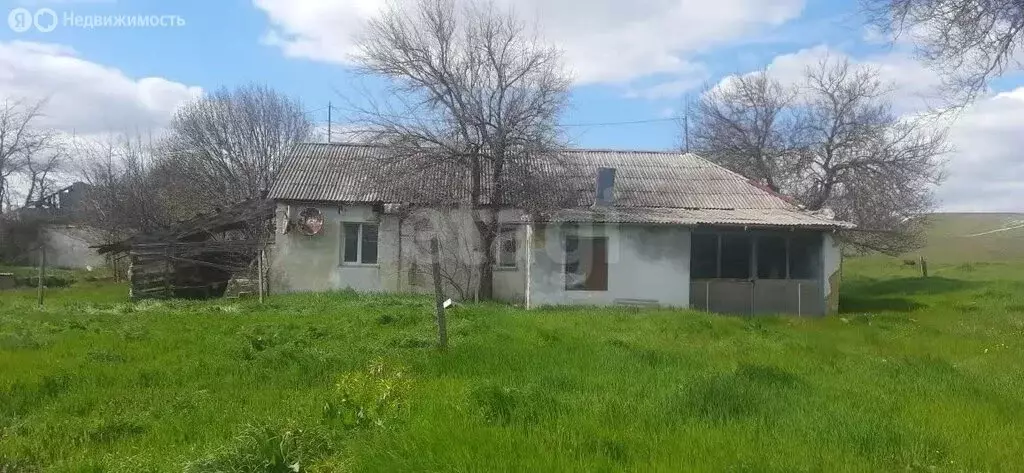 Дом в Белогорский район, село Цветочное (127.3 м) - Фото 2