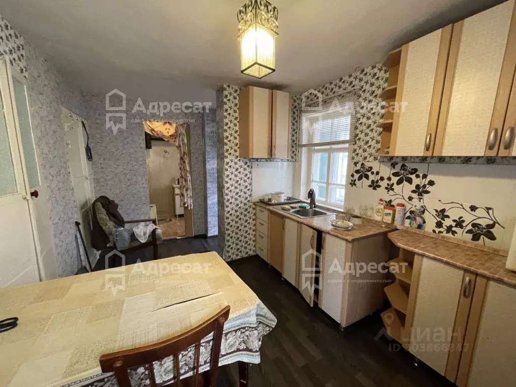 Дом в Волгоградская область, Волгоград пос. Сакко и Ванцетти, ул. ... - Фото 1