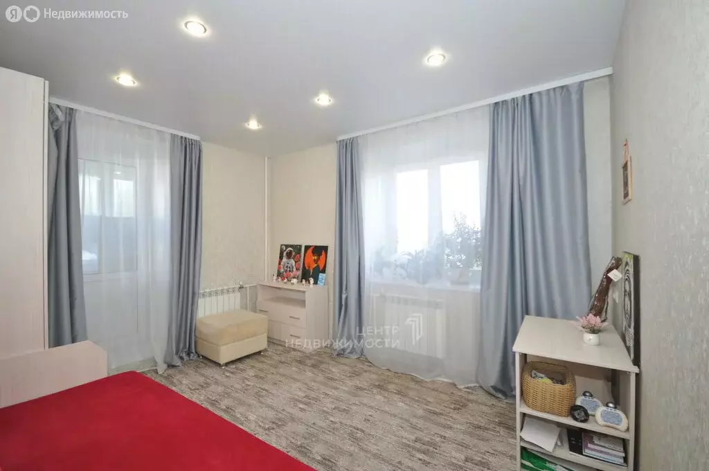 3-комнатная квартира: Казань, улица Гаврилова, 26 (67.4 м) - Фото 1