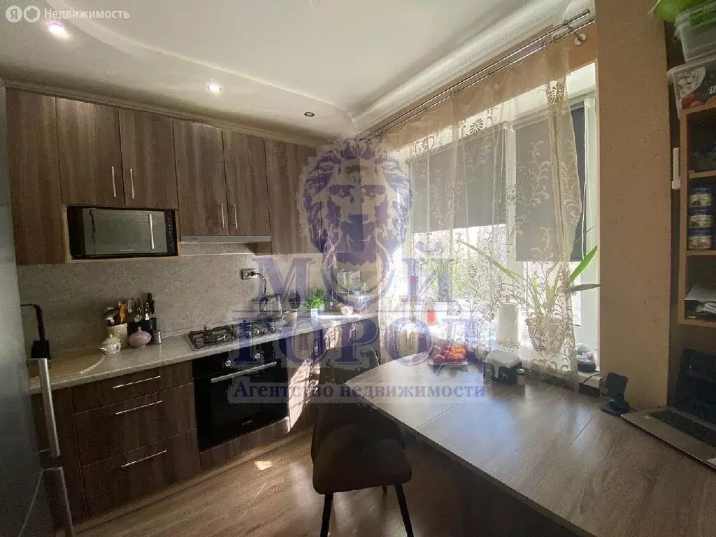 2-комнатная квартира: Батайск, Коммунистическая улица, 195А (55 м) - Фото 1
