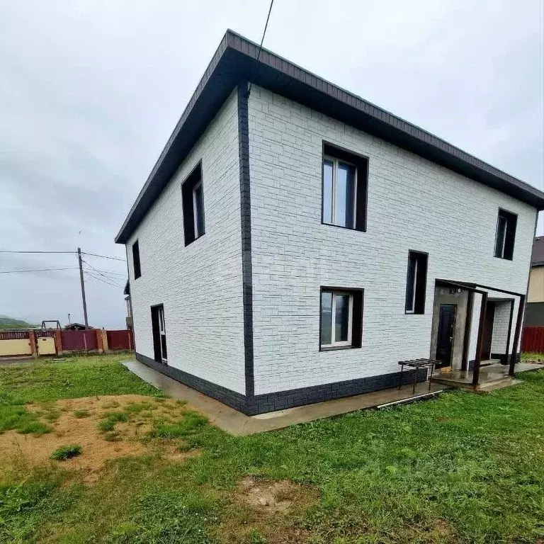 Дом в Сахалинская область, Холмск Переселенческая ул., 3 (261 м) - Фото 1