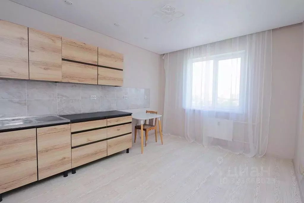 1-к кв. Оренбургская область, Оренбург ул. Рокоссовского, 29 (35.0 м) - Фото 0