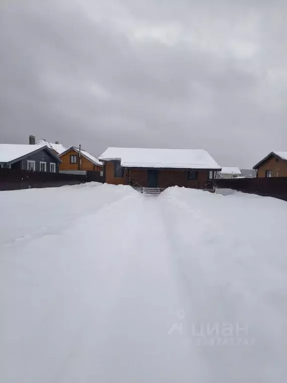 Дом в Московская область, Чехов муниципальный округ, д. Покров ул. ... - Фото 1