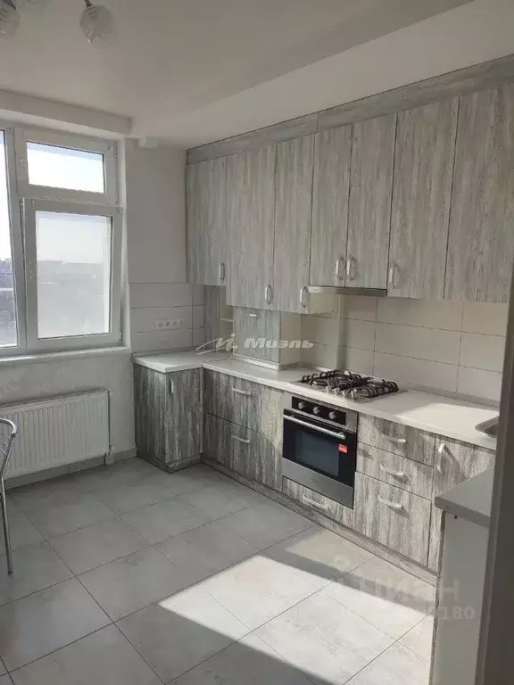 1-к кв. Крым, Симферополь ул. Батурина, 121 (35.2 м) - Фото 1