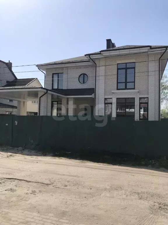 Дом в Брянская область, Брянск 2-я Почепская ул. (394 м) - Фото 1