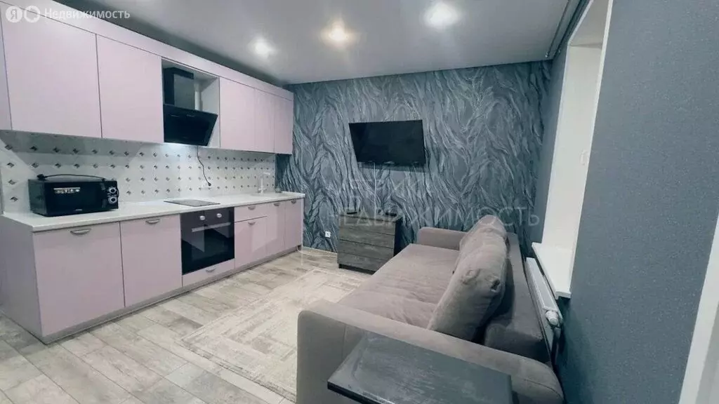 Квартира-студия: Тюмень, улица Республики, 204к5 (35 м) - Фото 2