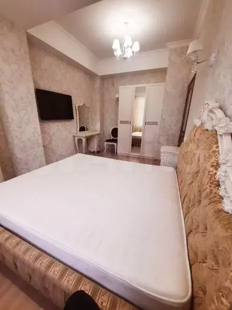 1-к. квартира, 60м, 8/9эт. - Фото 0